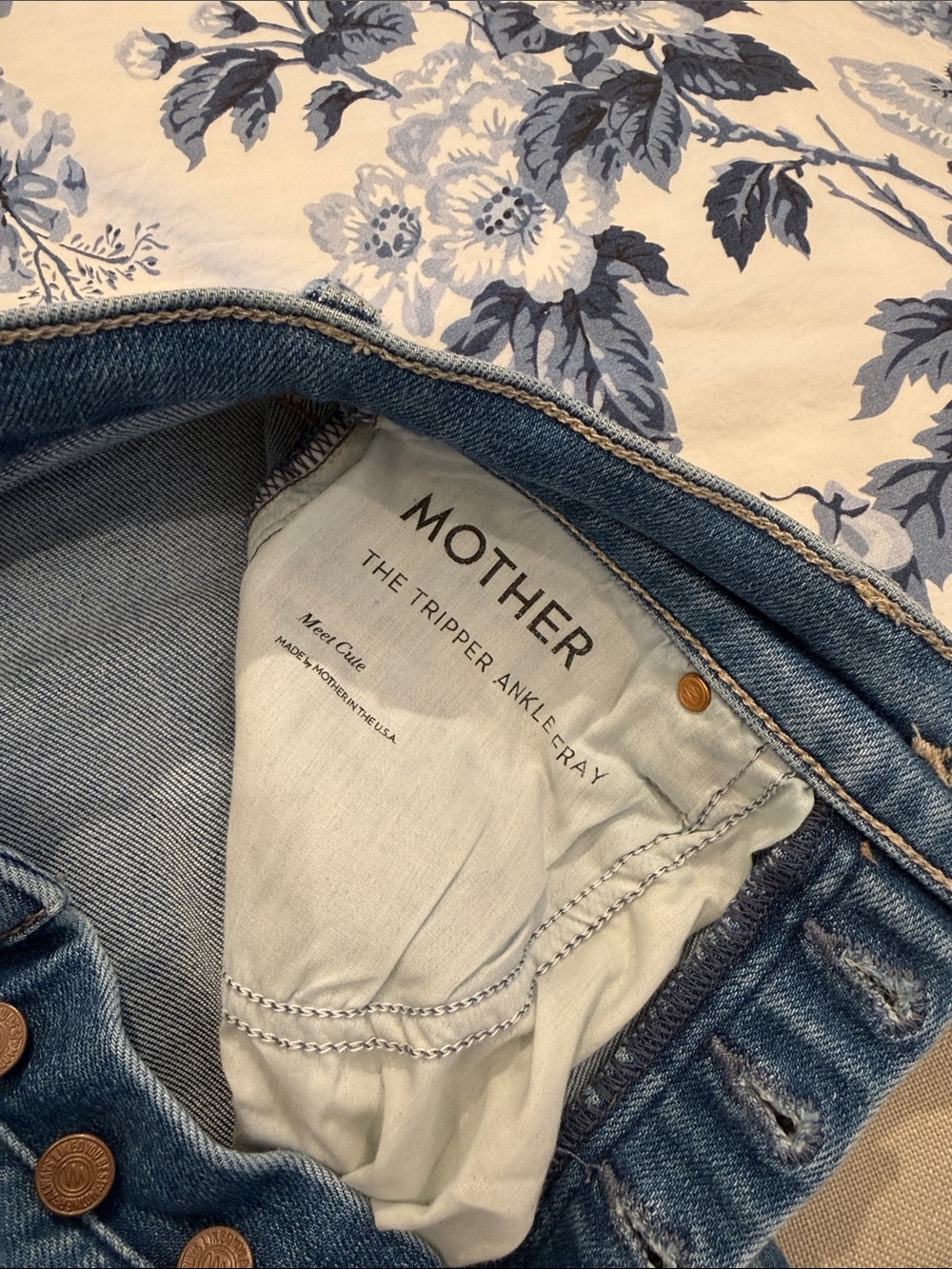 MOTHER The Tripper Ankle Fray Blue Straight-Leg Jeans with Back Pocket M Stitch - Picture 3 of 5